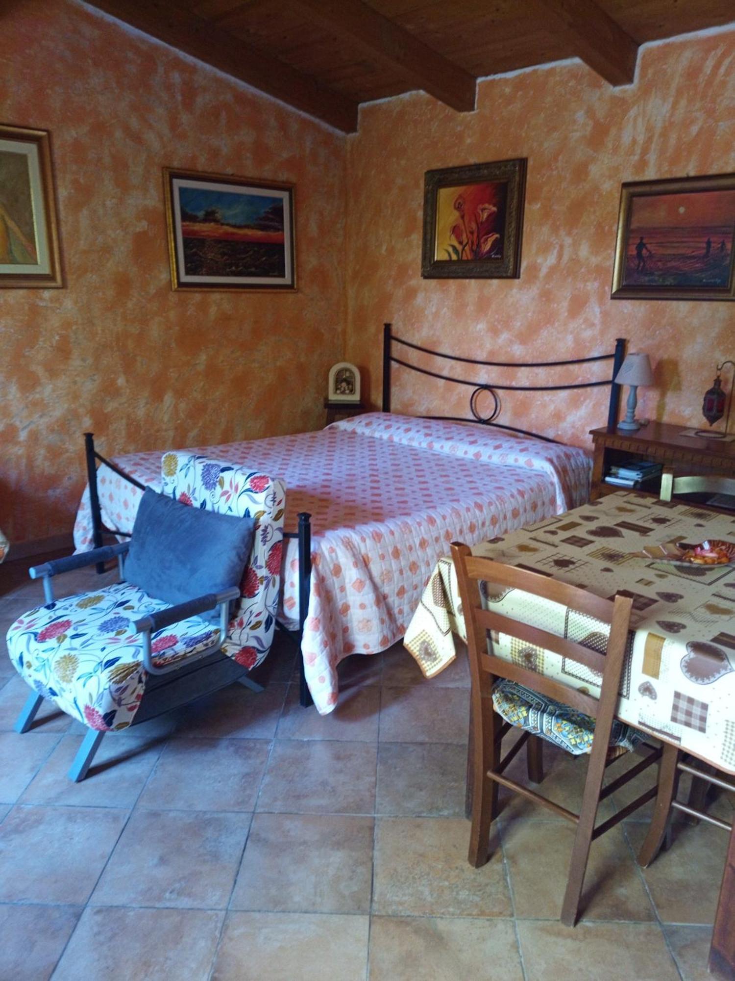 Appartamento Il Salice Casa Minnina Bagian luar foto