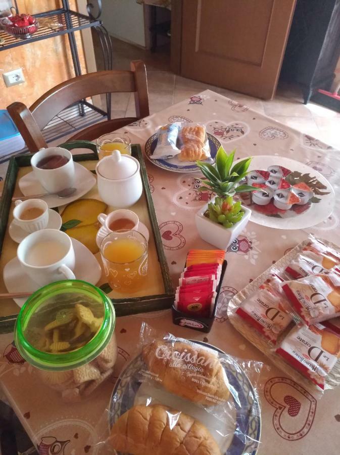 Appartamento Il Salice Casa Minnina Bagian luar foto